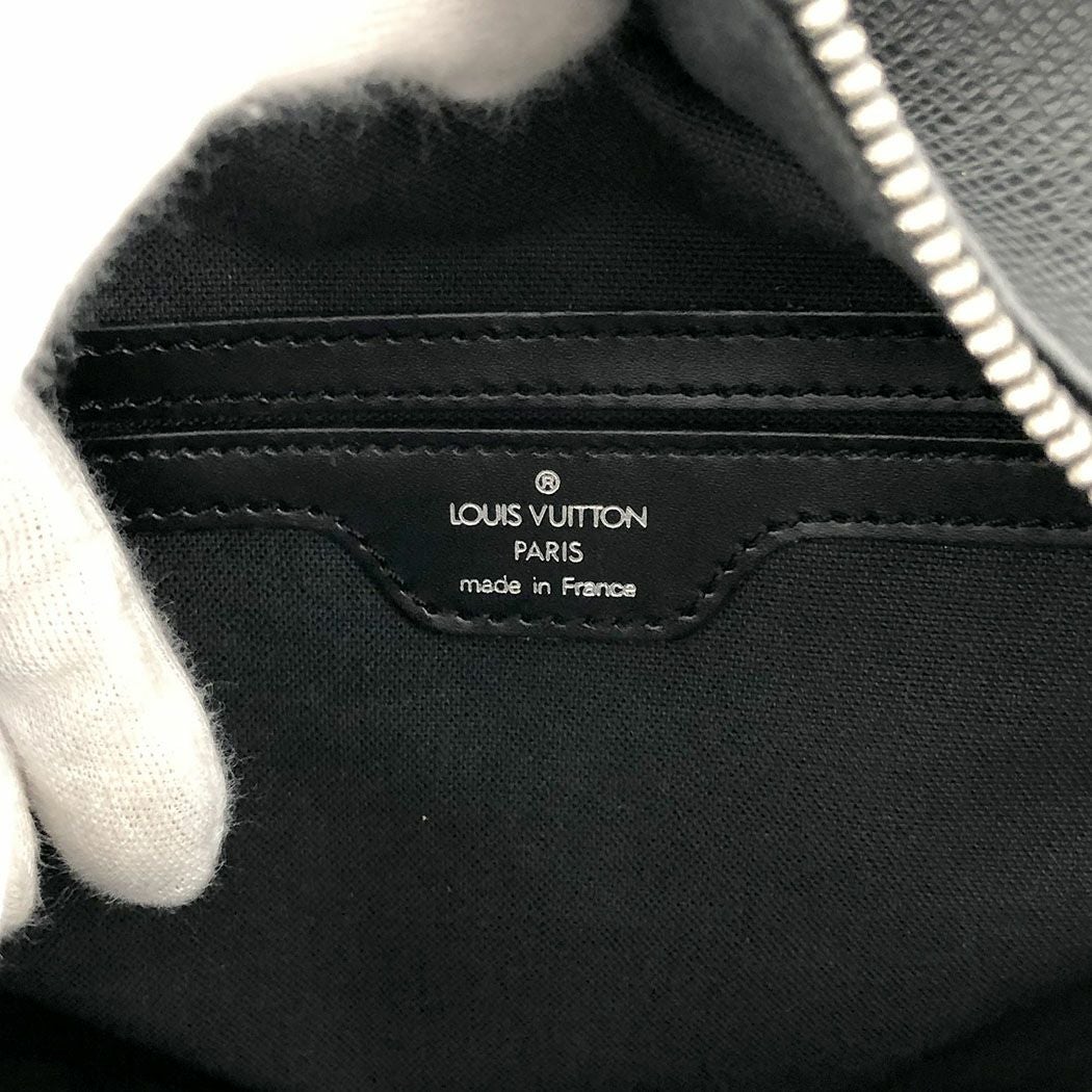 LOUIS VUITTON□リポーターPM M30152 タイガ メッセンジャー 2層