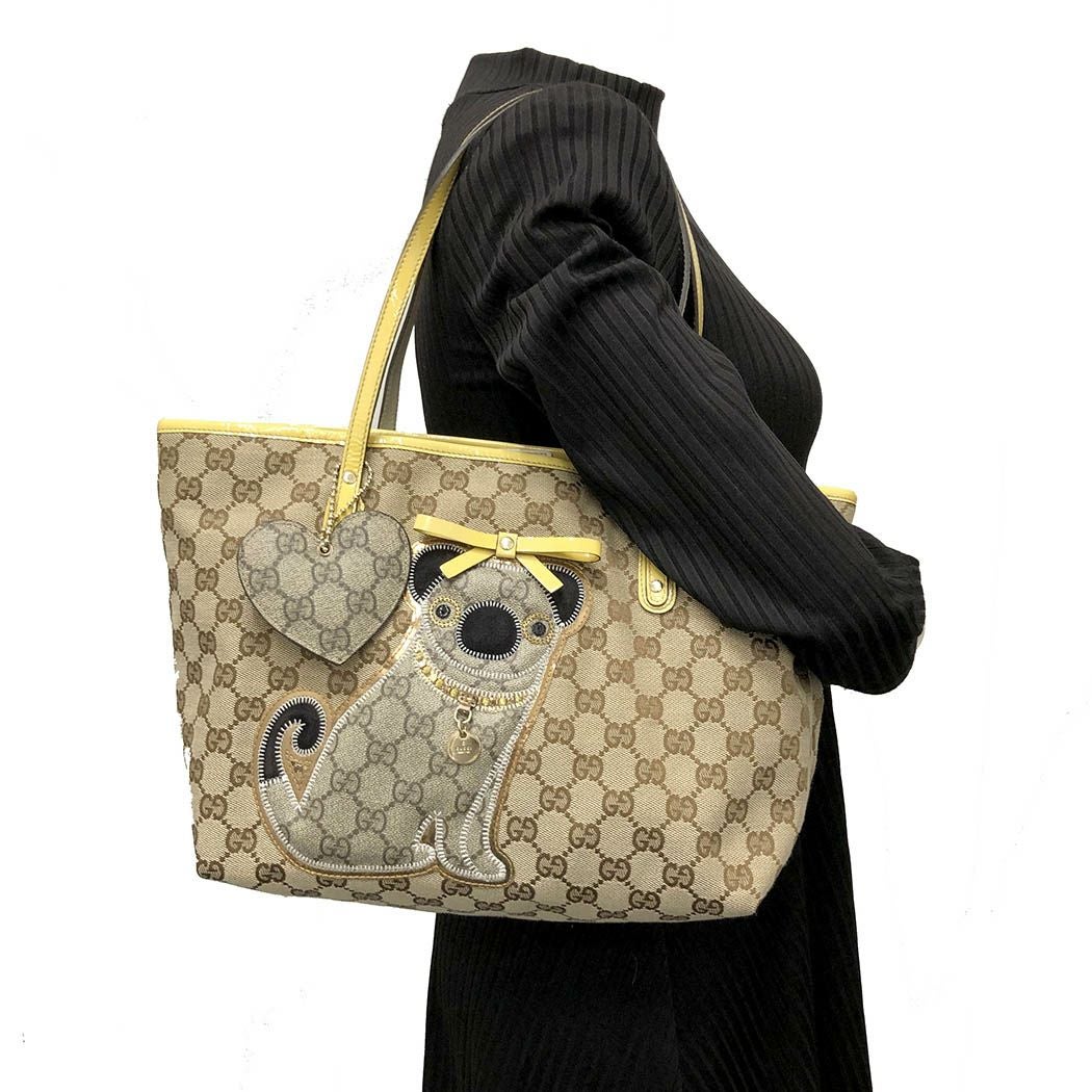 とらじページ GUCCI トートバッグ 212374 グッチョリ オリバー パグ 子犬