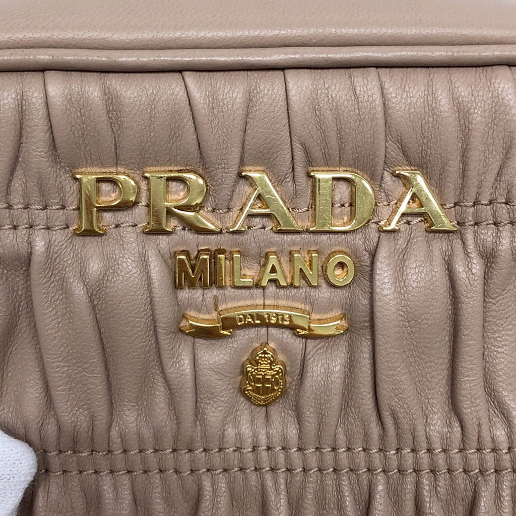PRADA チェーンショルダーバッグ 1BH112 ナッパレザー ピンク ゴールド