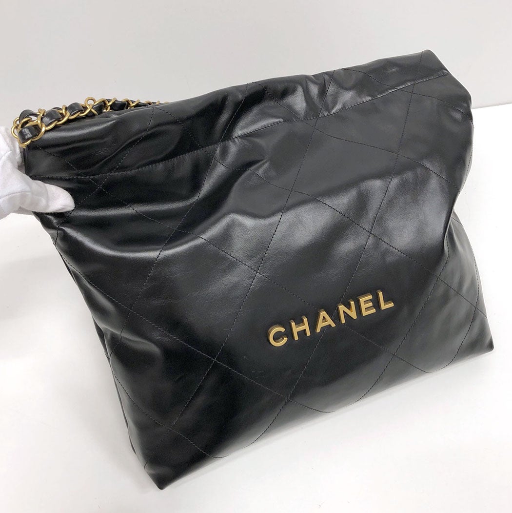シャネル CHANEL 22 ハンドバッグ AS3261 シャイニーカーフスキン