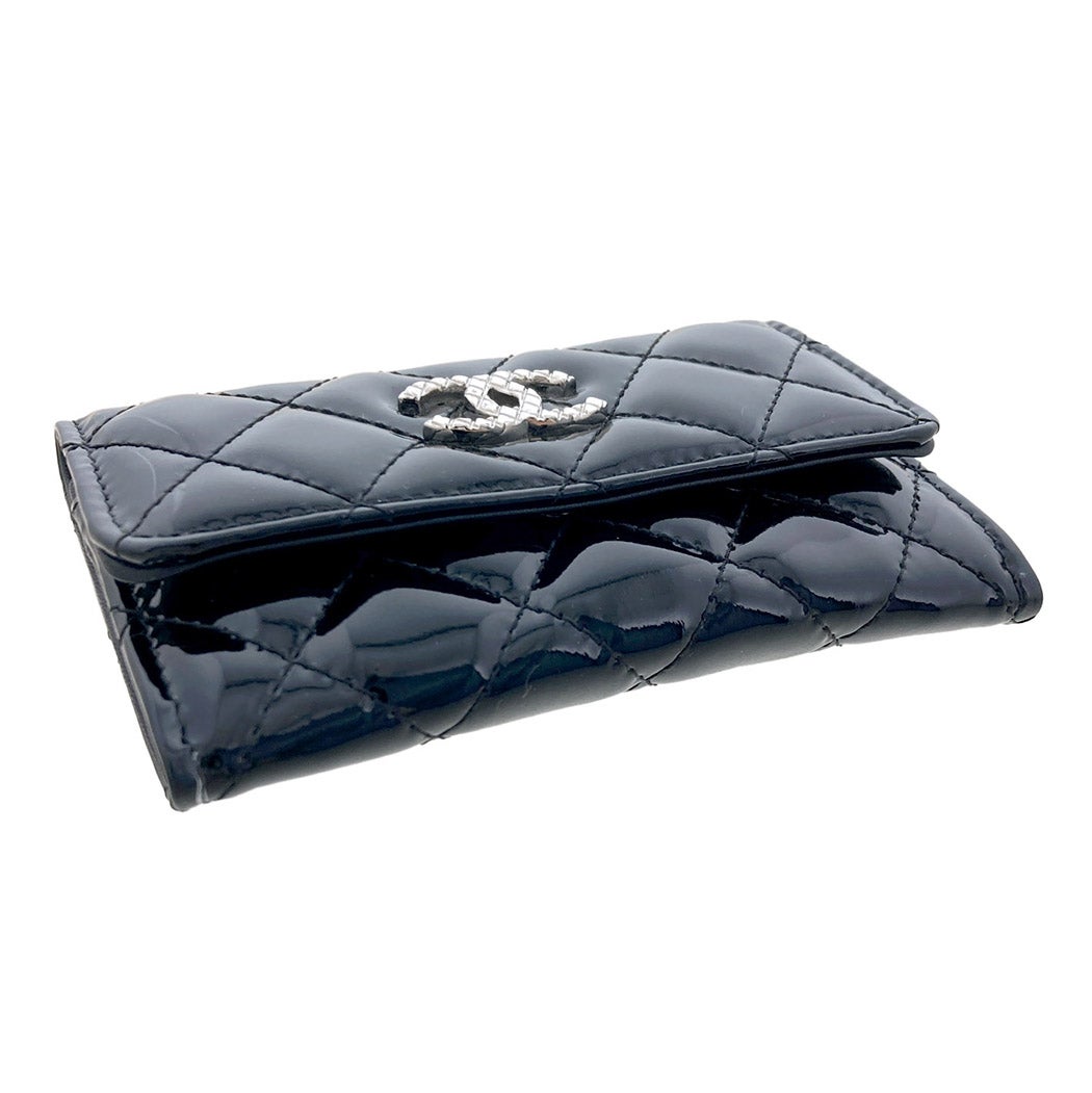 CHANEL カードケース マトラッセ ブリリアント パテントレザー